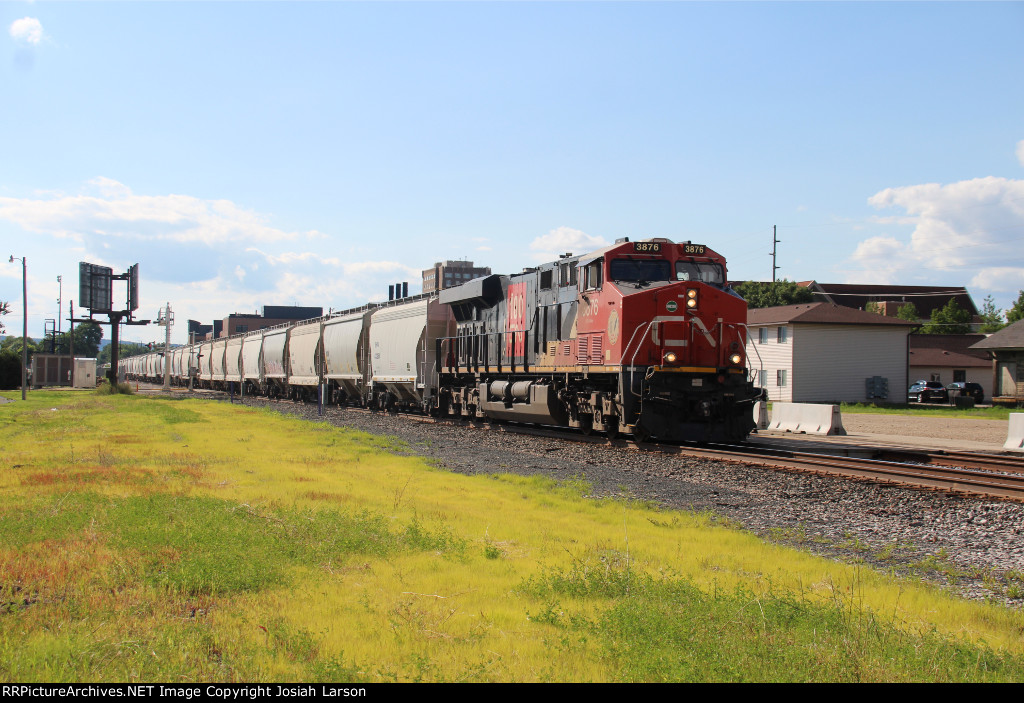 CN 3876 East